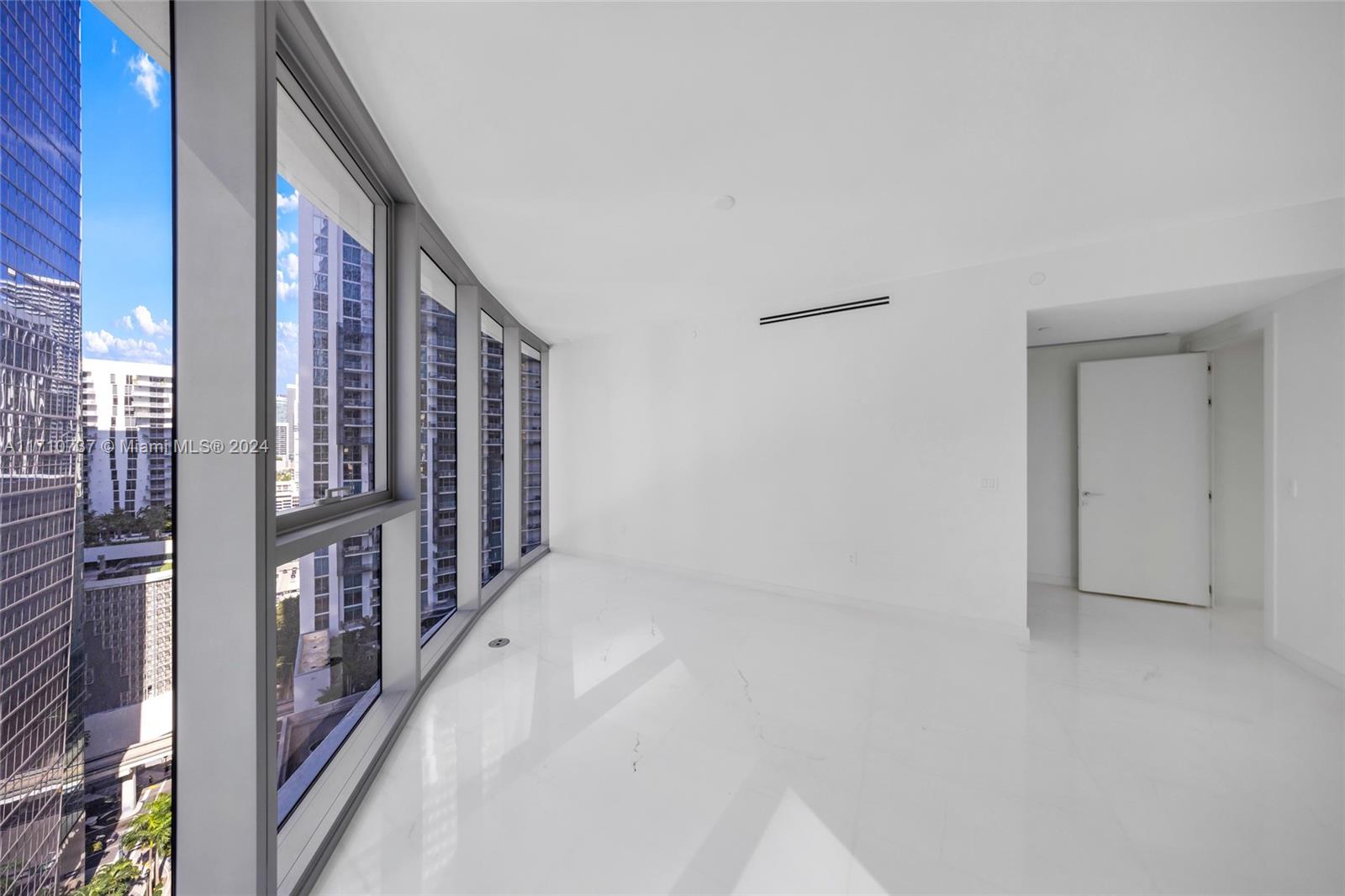 300 Biscayne Blvd Way #2107, Miami, Florida image 31