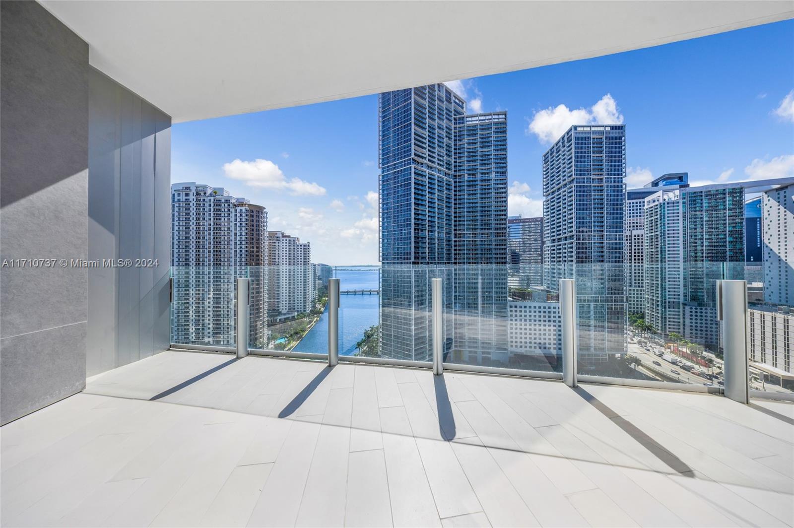 300 Biscayne Blvd Way #2107, Miami, Florida image 33