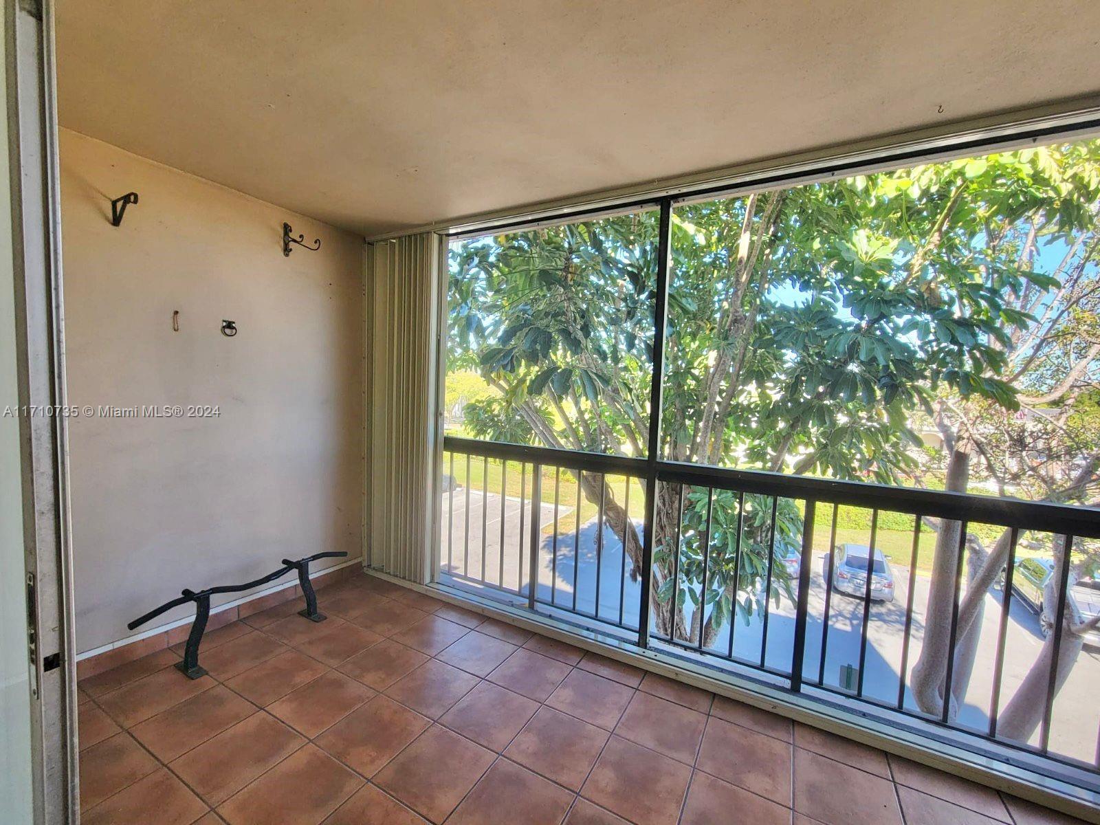 10975 SW 107th St #314, Miami, Florida image 3