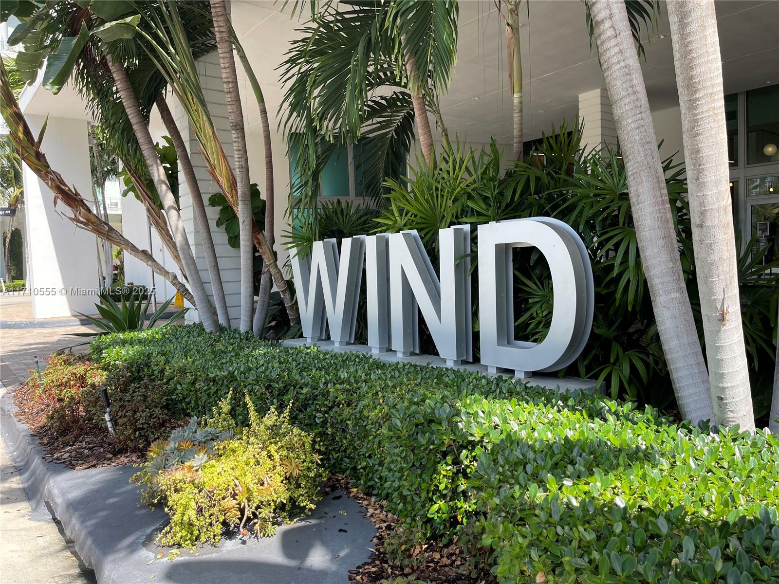350 S Miami Ave #1111, Miami FL 33130
