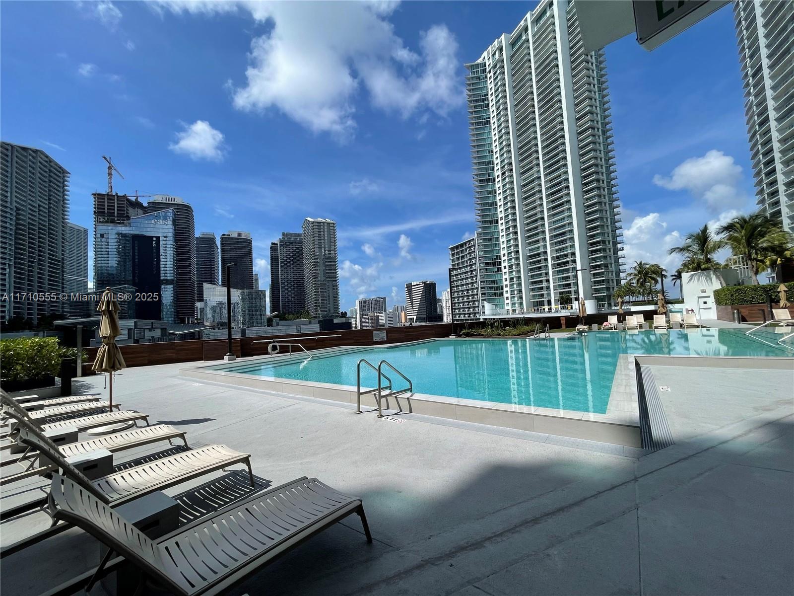 350 S Miami Ave #1111, Miami FL 33130