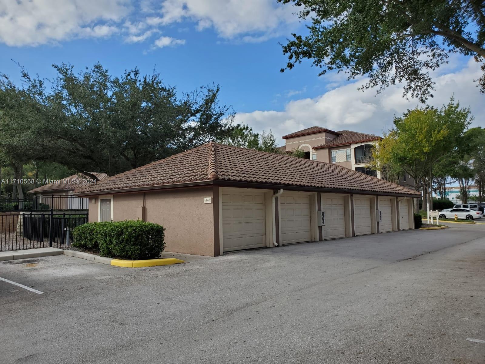 6141 Metrowest Blvd #206, Orlando, Florida image 16