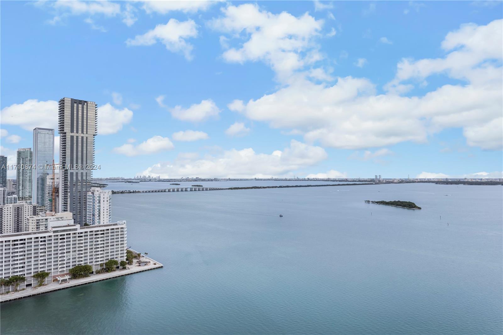 1900 N Bayshore Dr #2902, Miami, Florida image 18