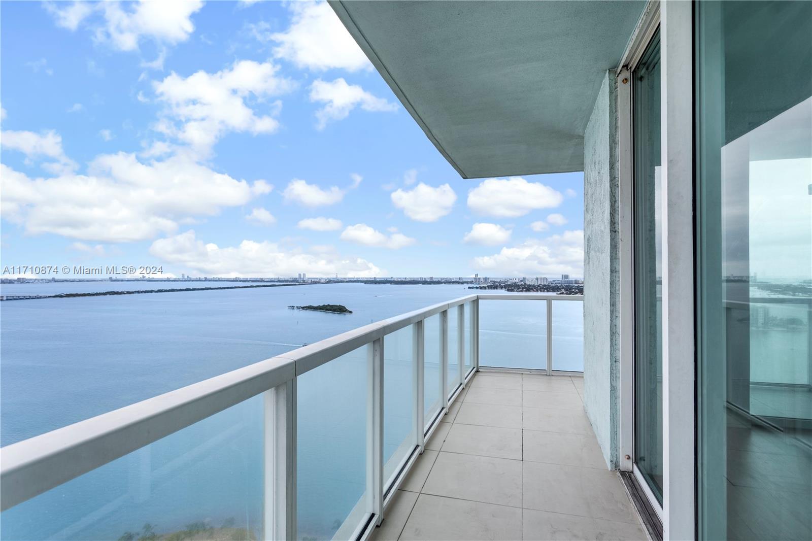 1900 N Bayshore Dr #2902, Miami, Florida image 21