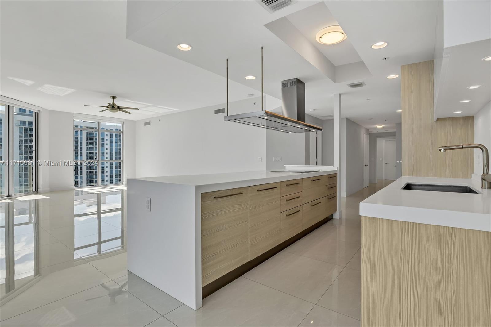 17301 E Biscayne Blvd #1709, North Miami Beach, Florida image 10