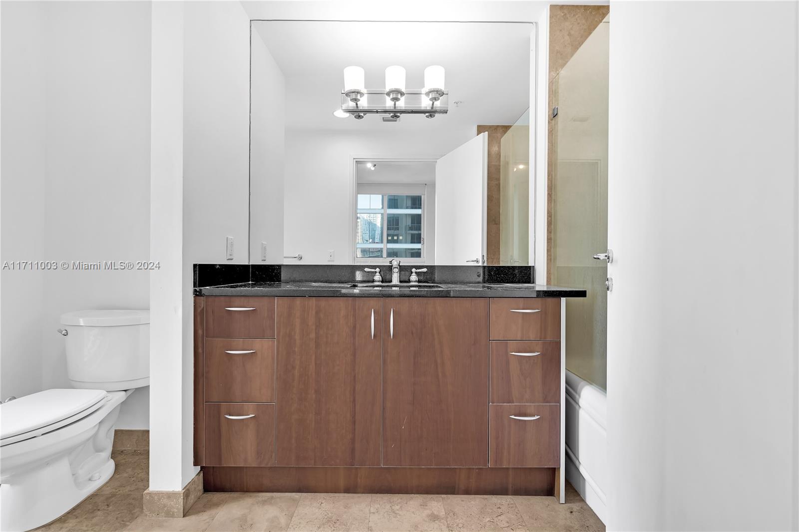 300 S Biscayne Blvd #T-1802, Miami FL 33131