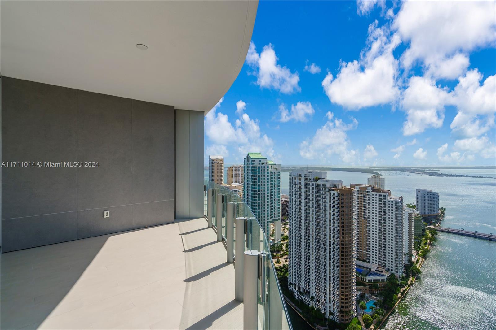 300 Biscayne Blvd Way #4007, Miami, Florida image 8