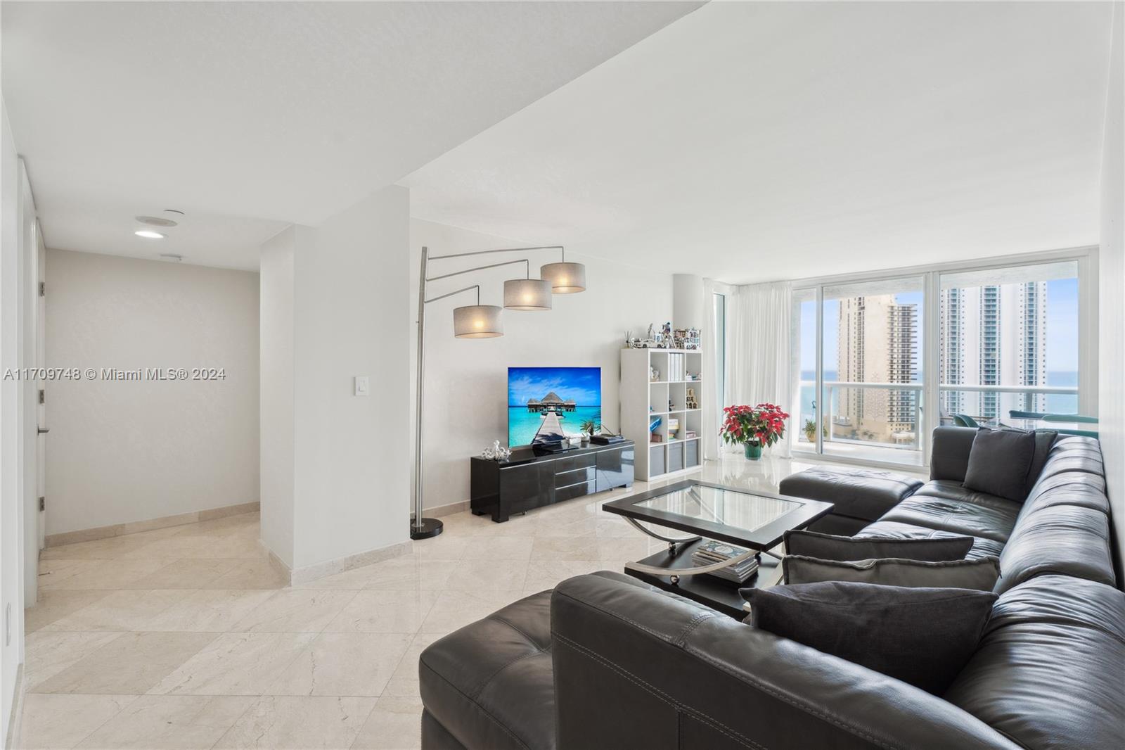 16500 Collins Ave #1752, Sunny Isles Beach, Florida image 2