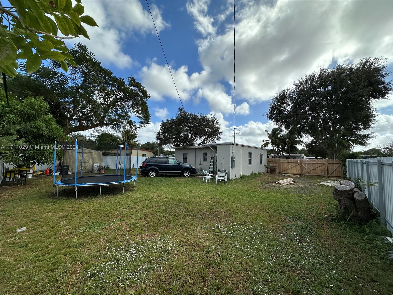 2501 NW 161st St, Miami Gardens, Florida image 15