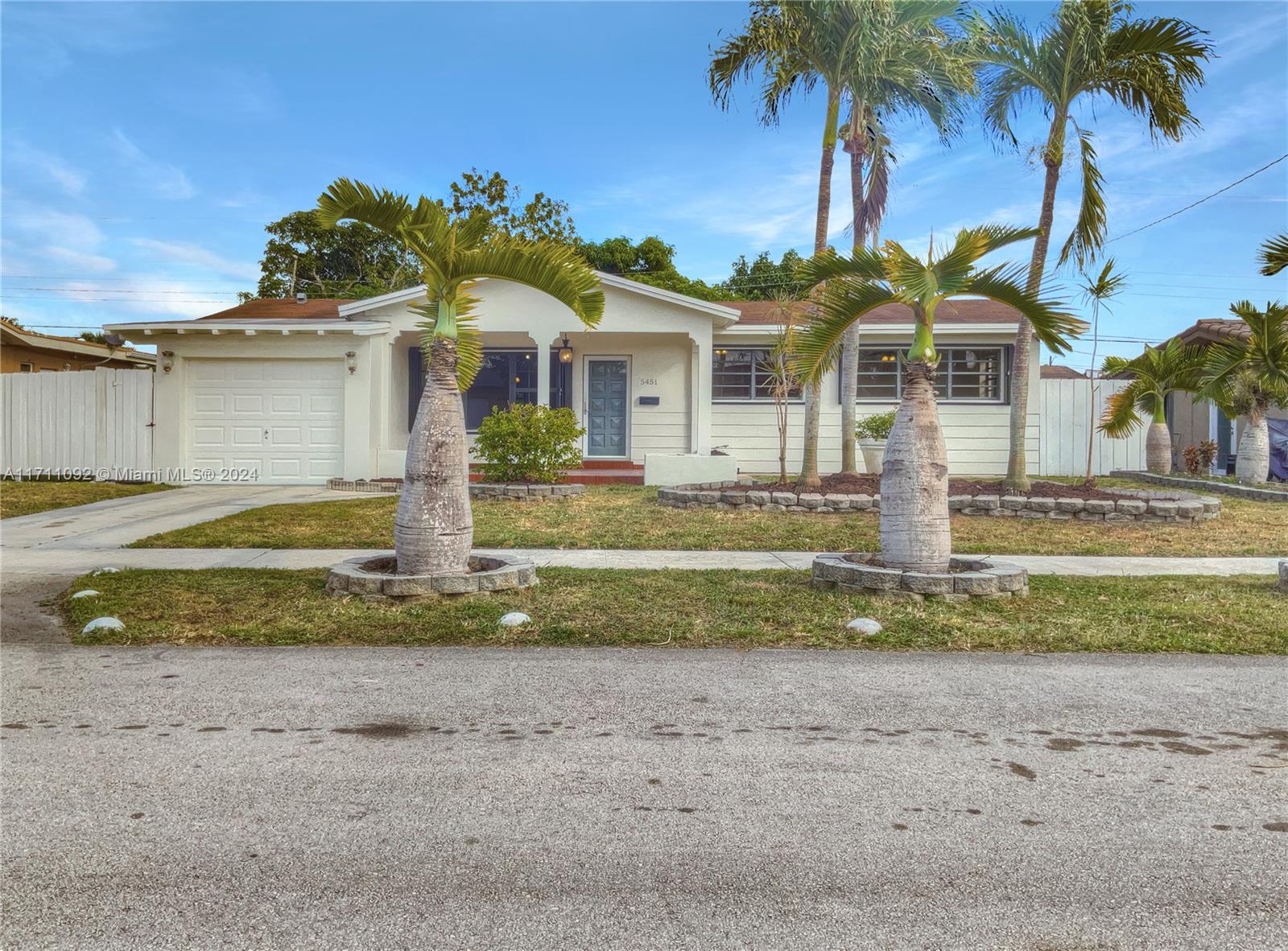 5451 W 7th Ave, Hialeah, Florida image 20