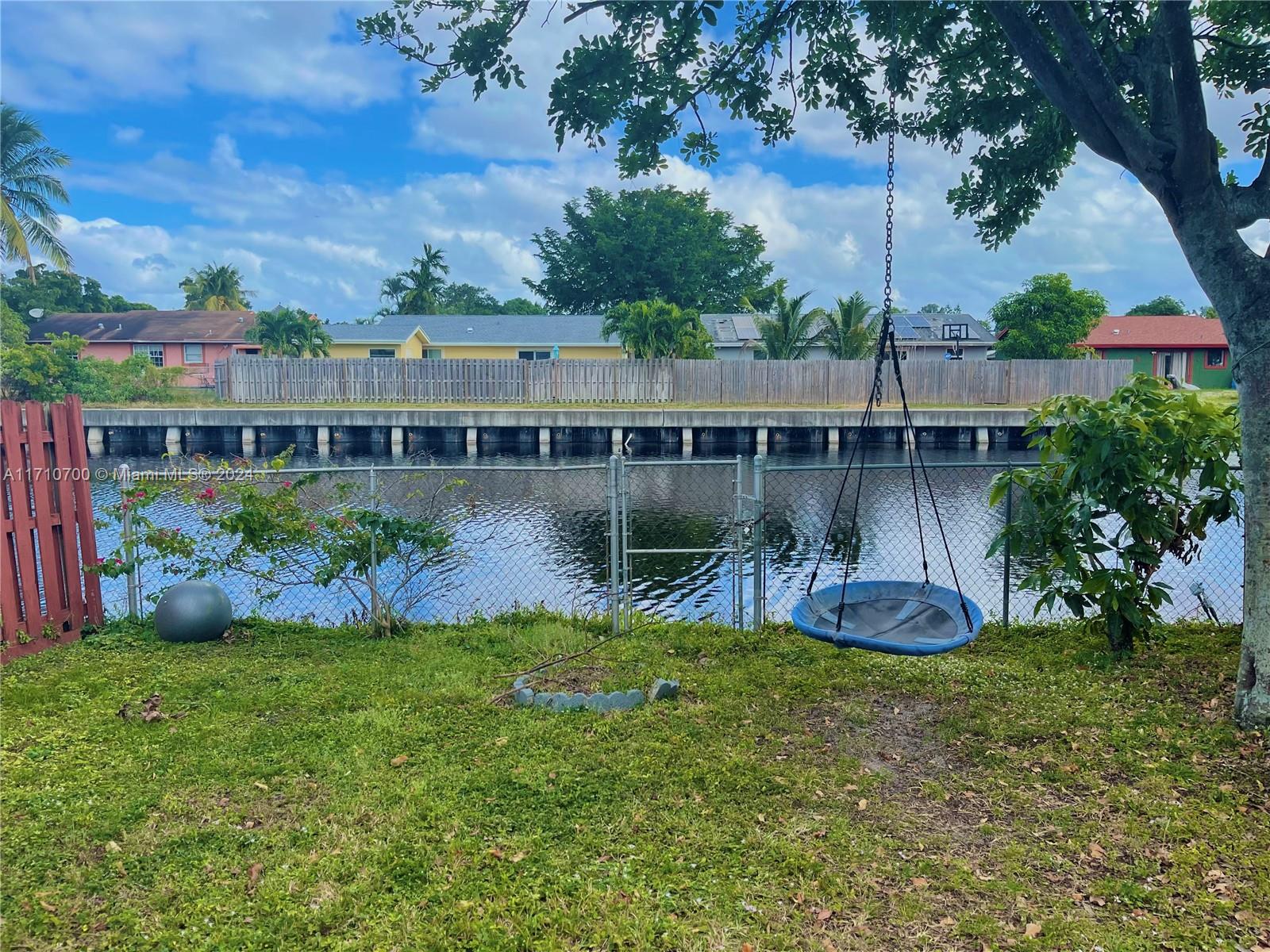 Residential, North Lauderdale, Florida image 1