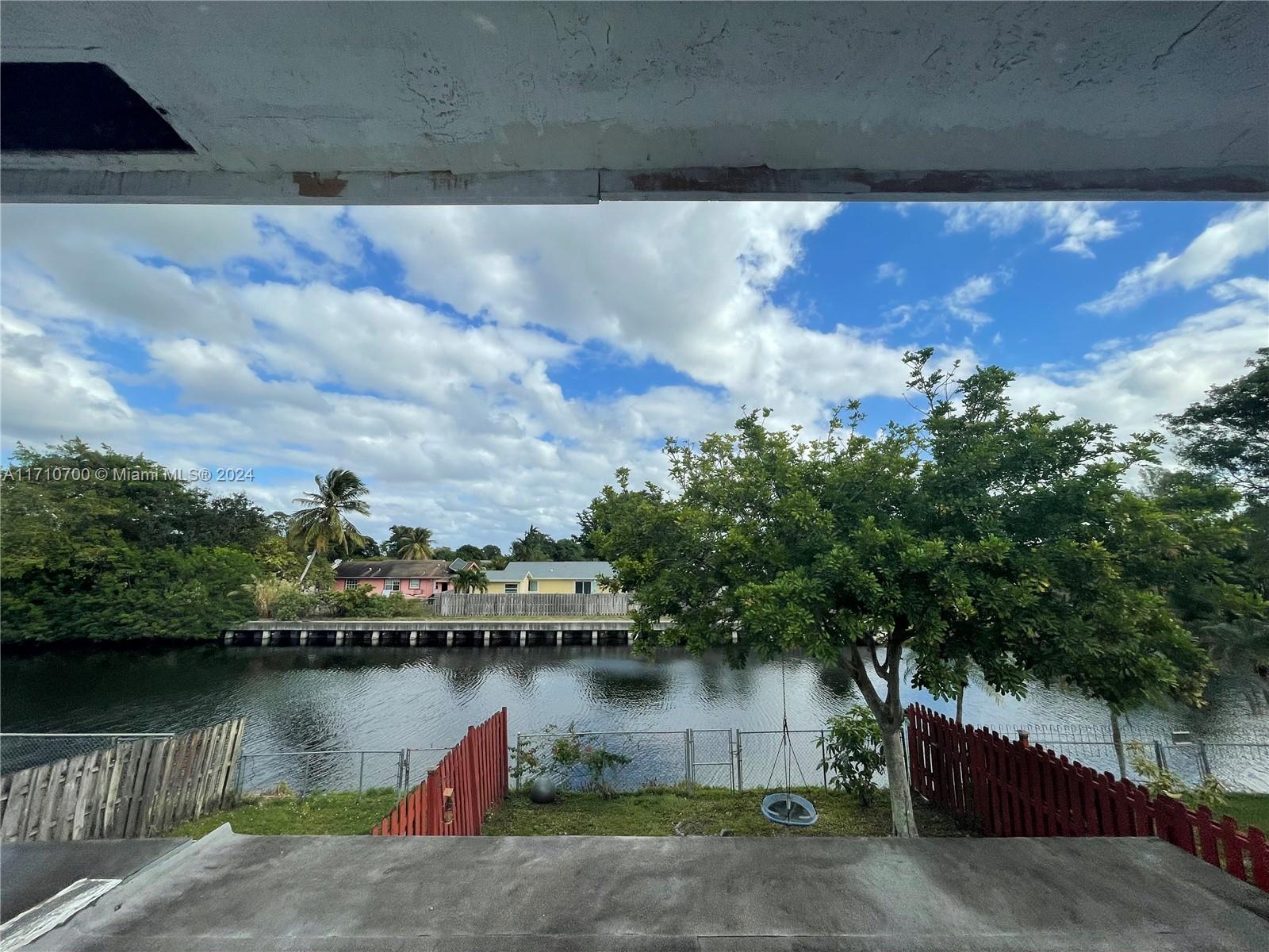 Residential, North Lauderdale, Florida image 2