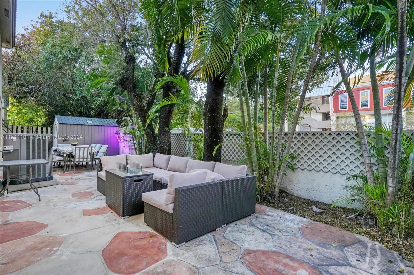 10225 NW 57th Ter, Doral, Florida image 3