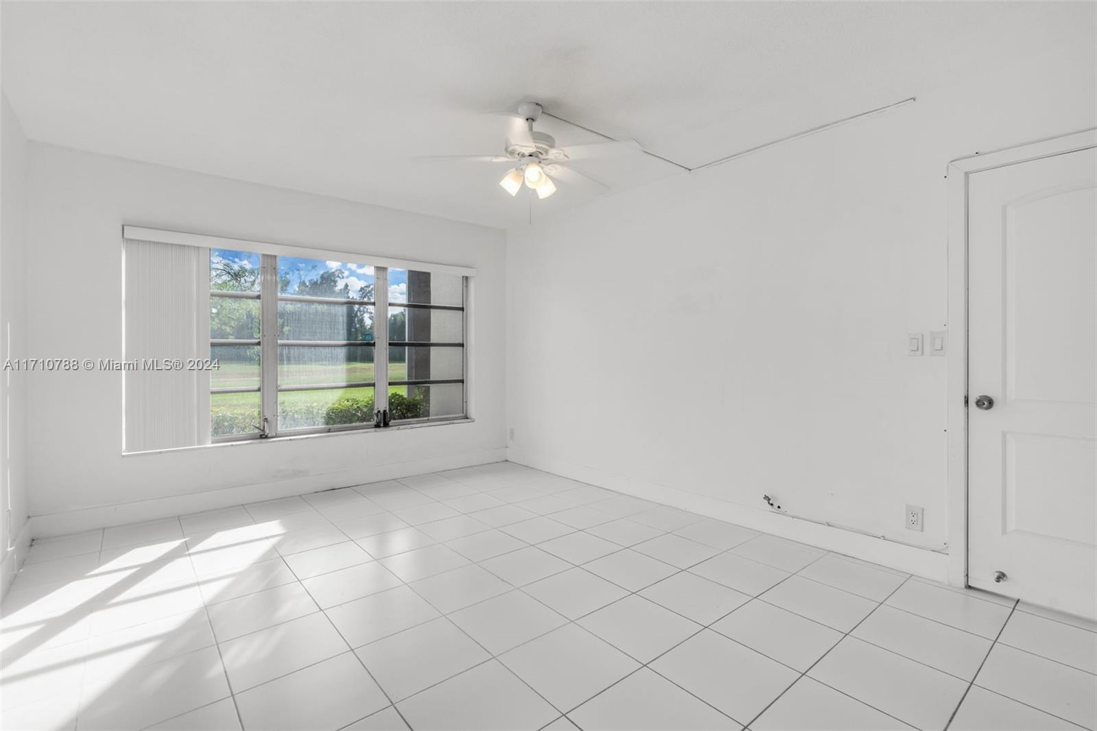 3100 N Palm Aire Dr #104, Pompano Beach, Florida image 17