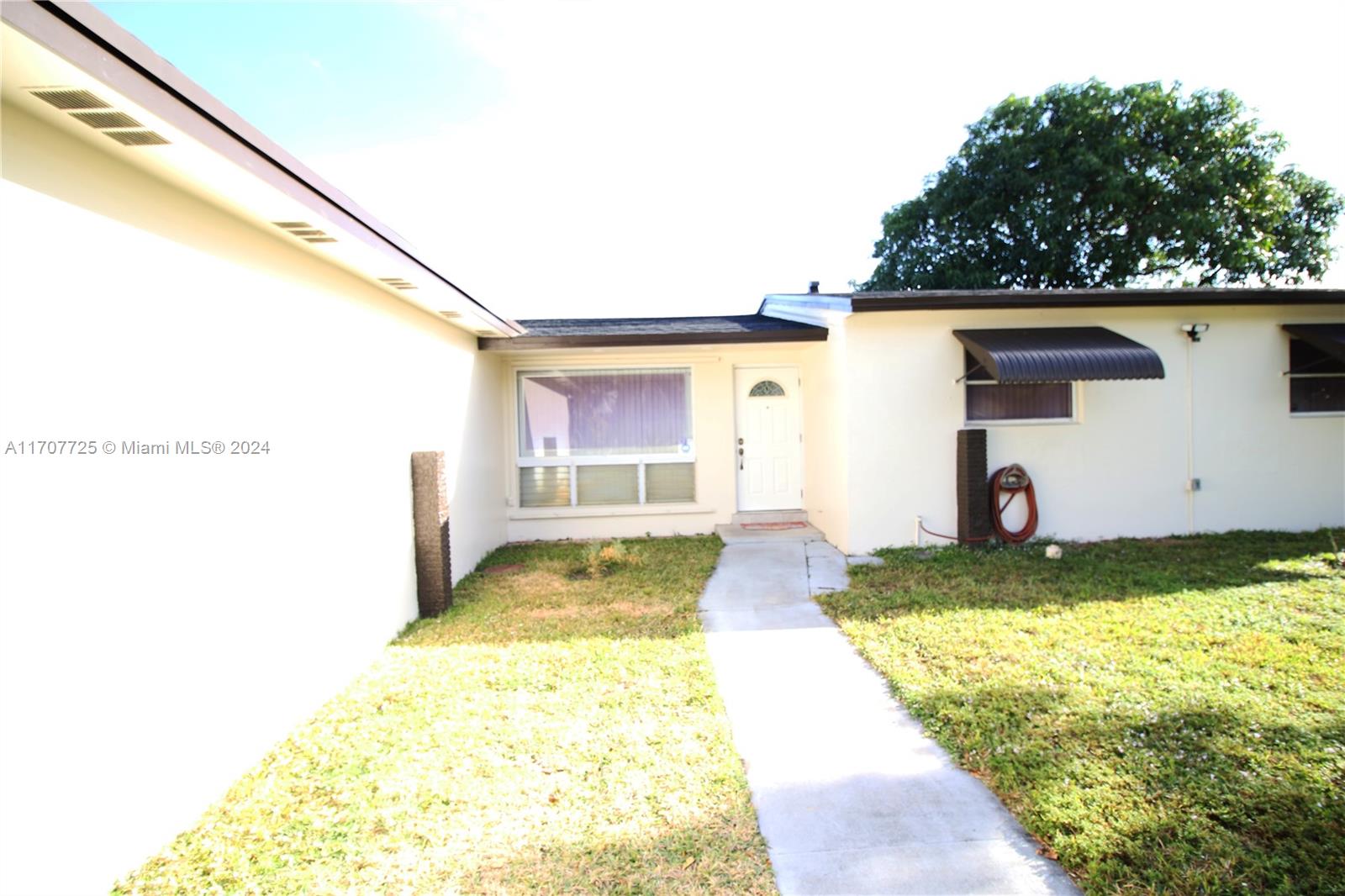 401 SW 64th Parkway, Pembroke Pines, Florida image 10