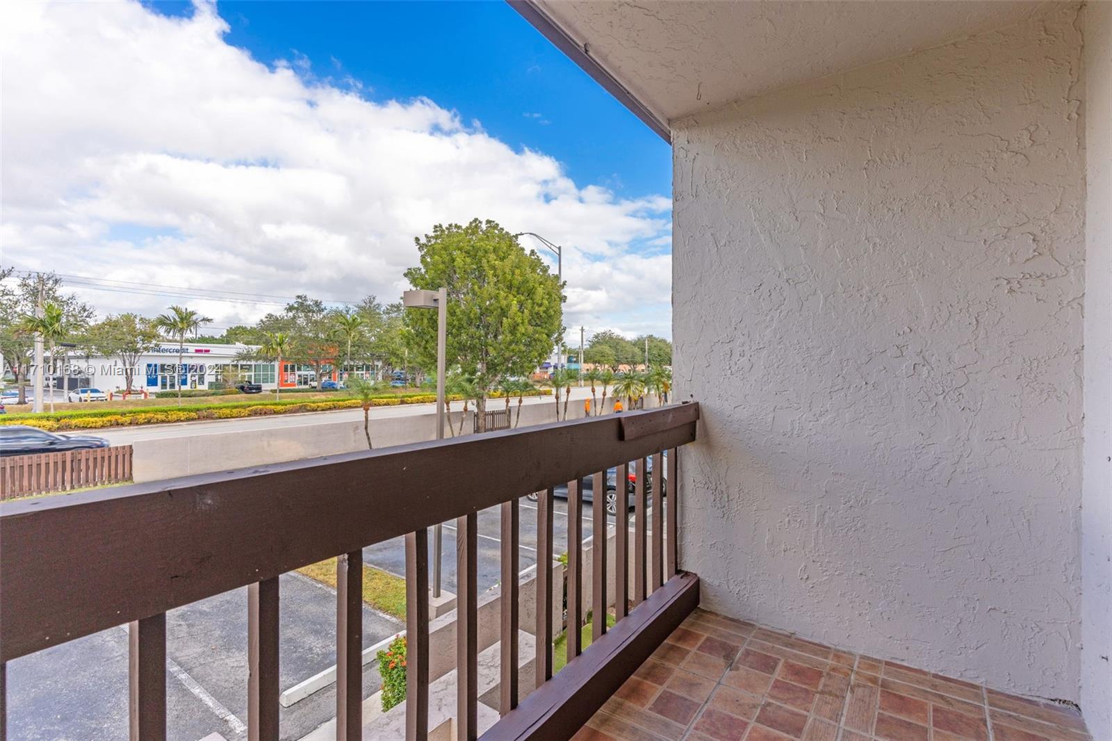 10066 NW 41st St #58-5, Doral, Florida image 32