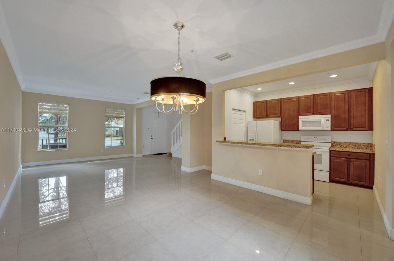 1404 SW 147th Ave #1404, Pembroke Pines, Florida image 3