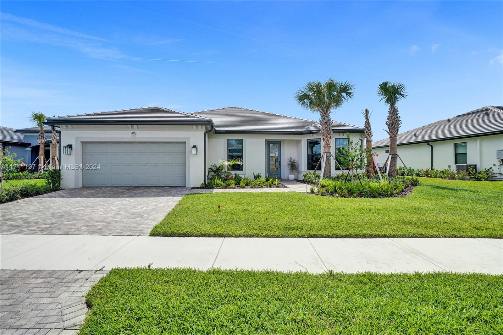 4536 N Silverwood Ln N, Oakland Park, Florida image 1