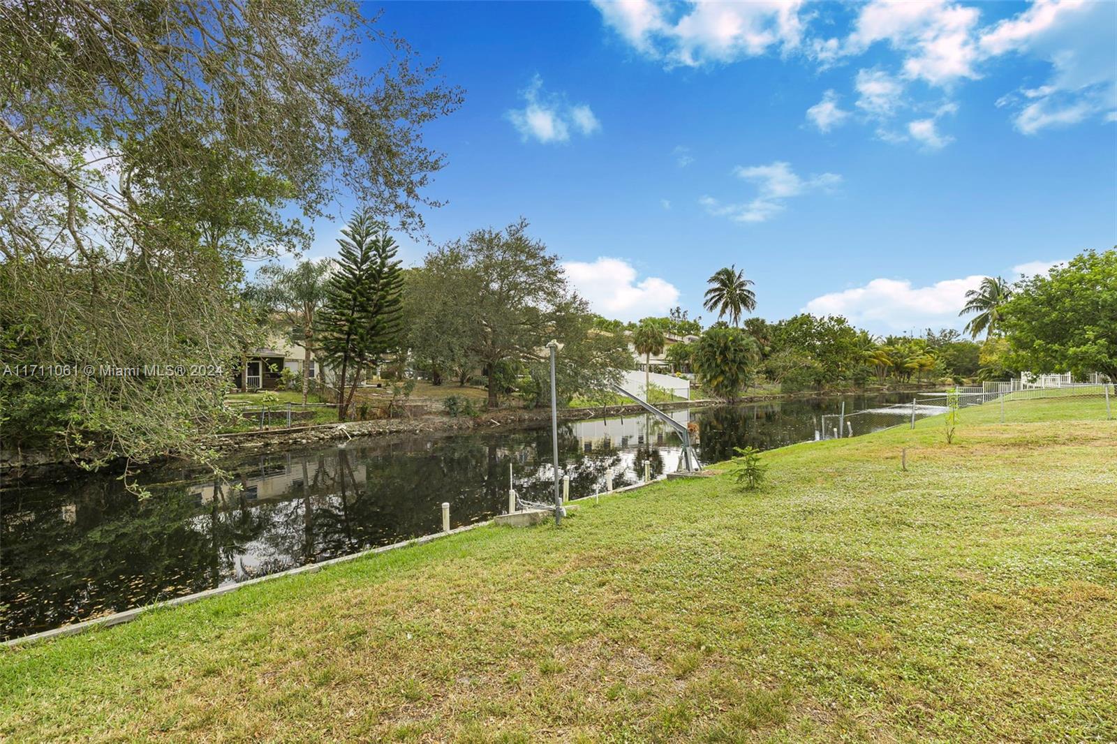 270 Lake Dr, Coconut Creek, Florida image 28