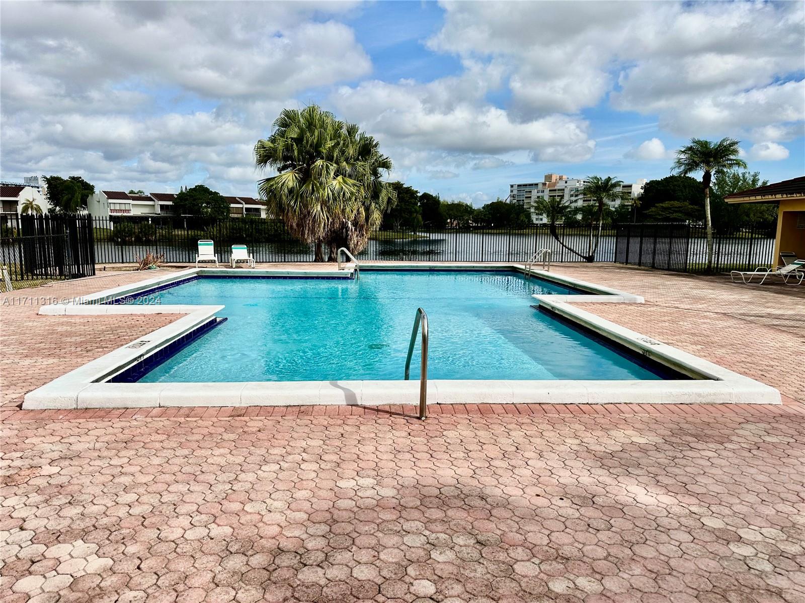 6575 W Oakland Park Blvd #505, Lauderhill, Florida image 13