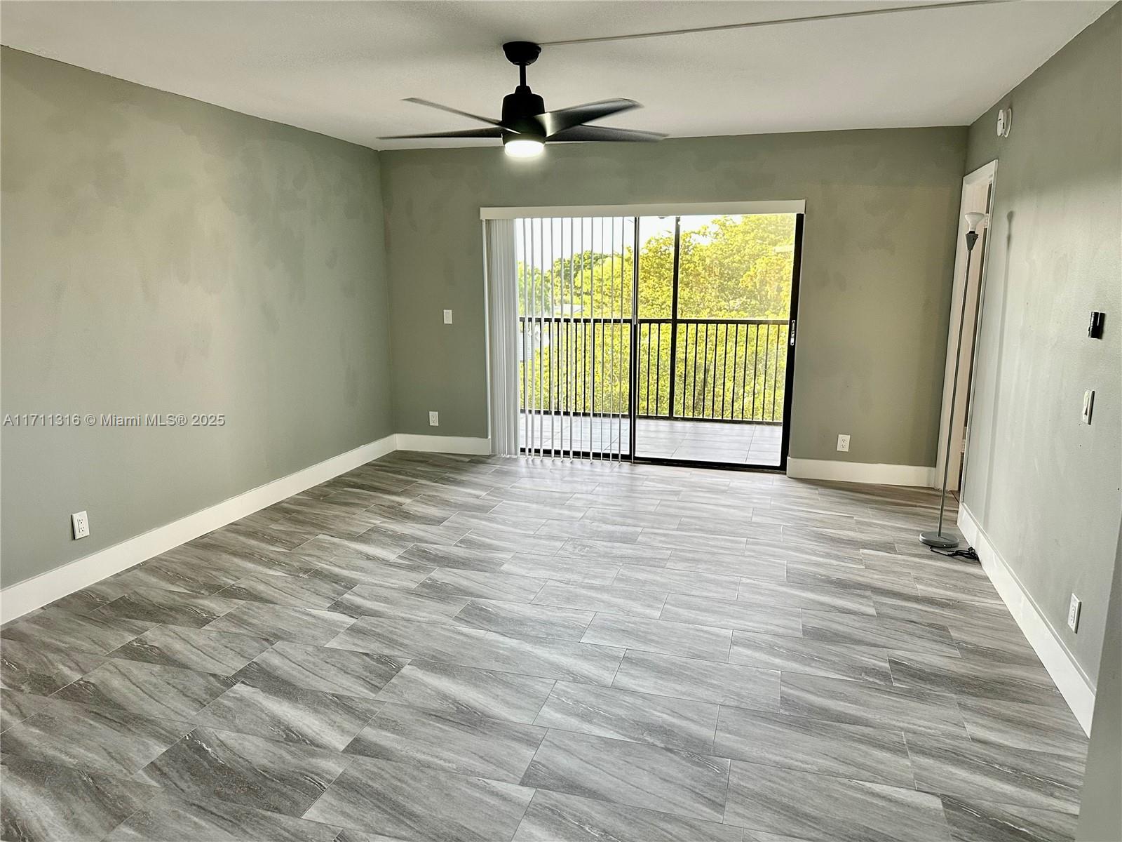 6575 W Oakland Park Blvd #505, Lauderhill, Florida image 2