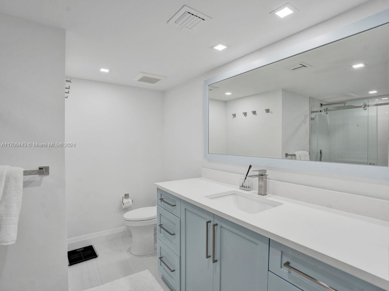 3750 Galt Ocean Dr #411, Fort Lauderdale, Florida image 31