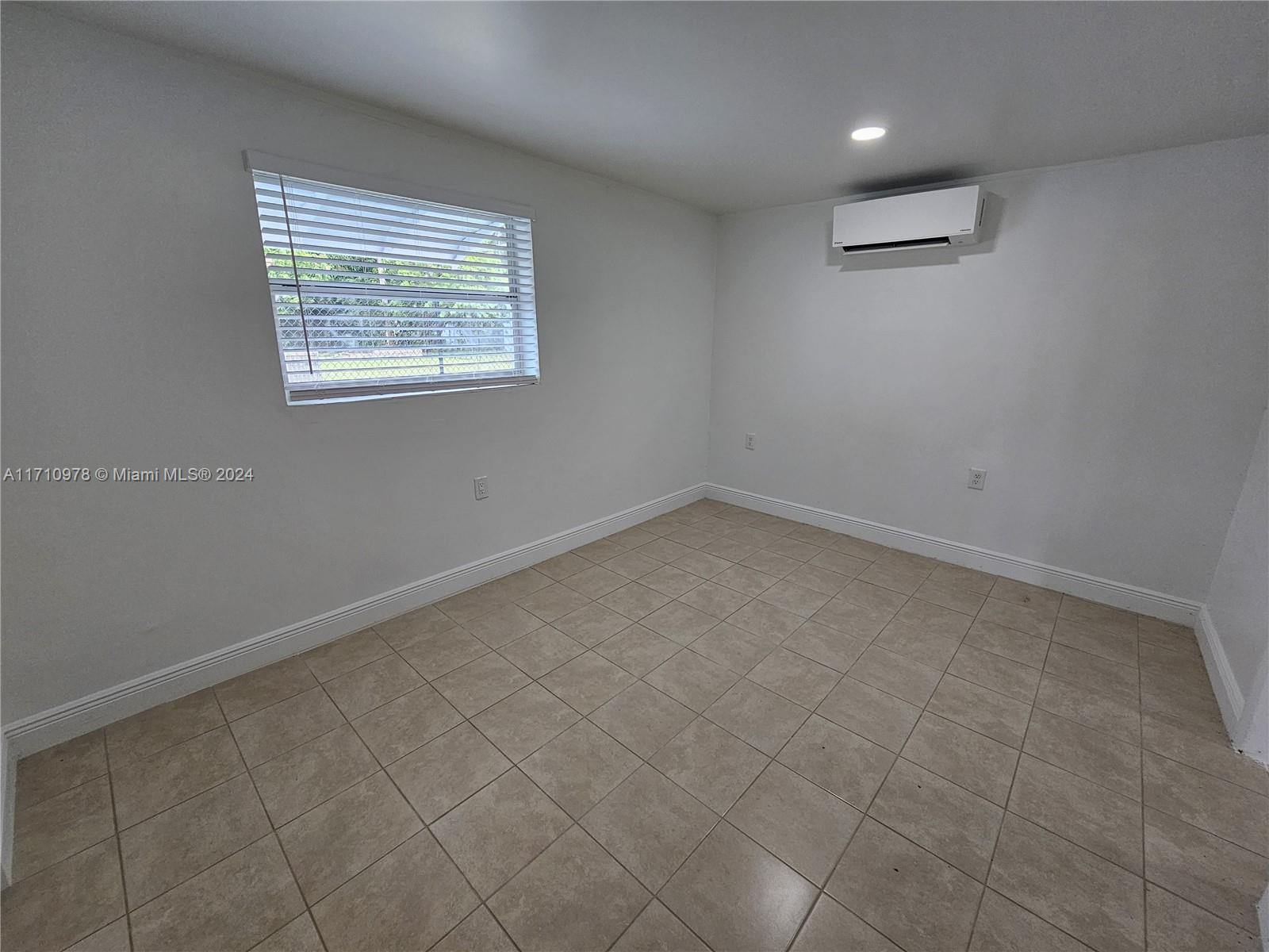 1720 NW 28th Ave, Fort Lauderdale, Florida image 19