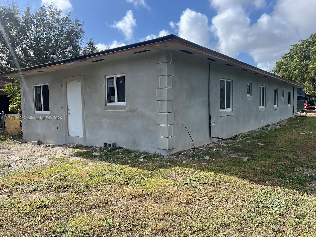 9254 3rd Ave, Miami, Florida 33150