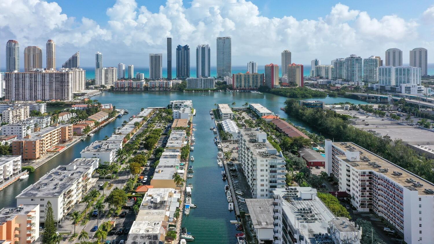 Residential, North Miami Beach, Florida image 19