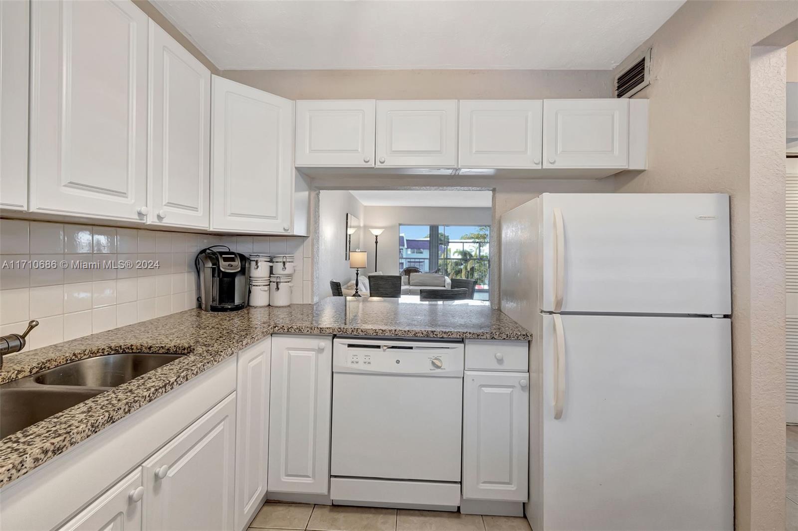 7897 Golf Cir Dr #309, Margate, Florida image 2