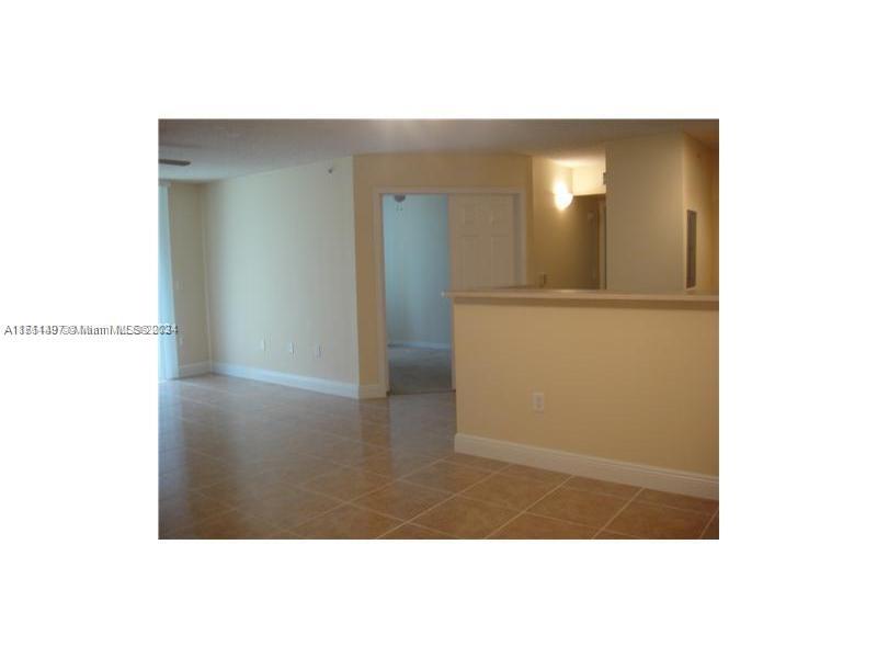 711 SW 111th Way #108, Pembroke Pines, Florida image 7