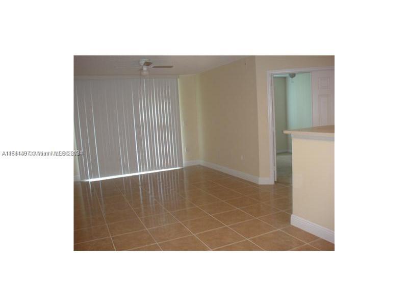 711 SW 111th Way #108, Pembroke Pines, Florida image 9