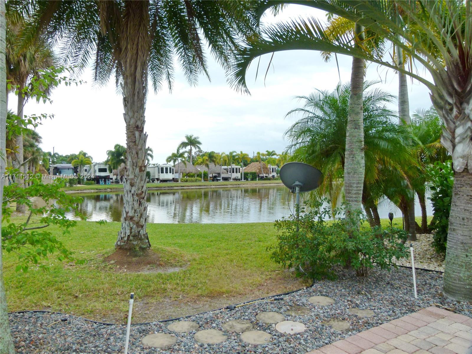 502 SW 40th Cv N #63, Okeechobee, Florida image 1