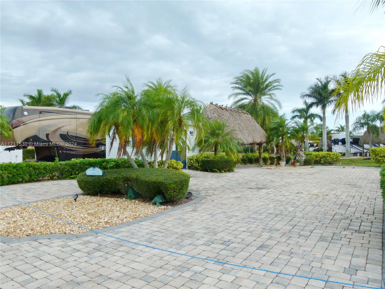 638 SW 40th Cove #42, Okeechobee, Florida image 2