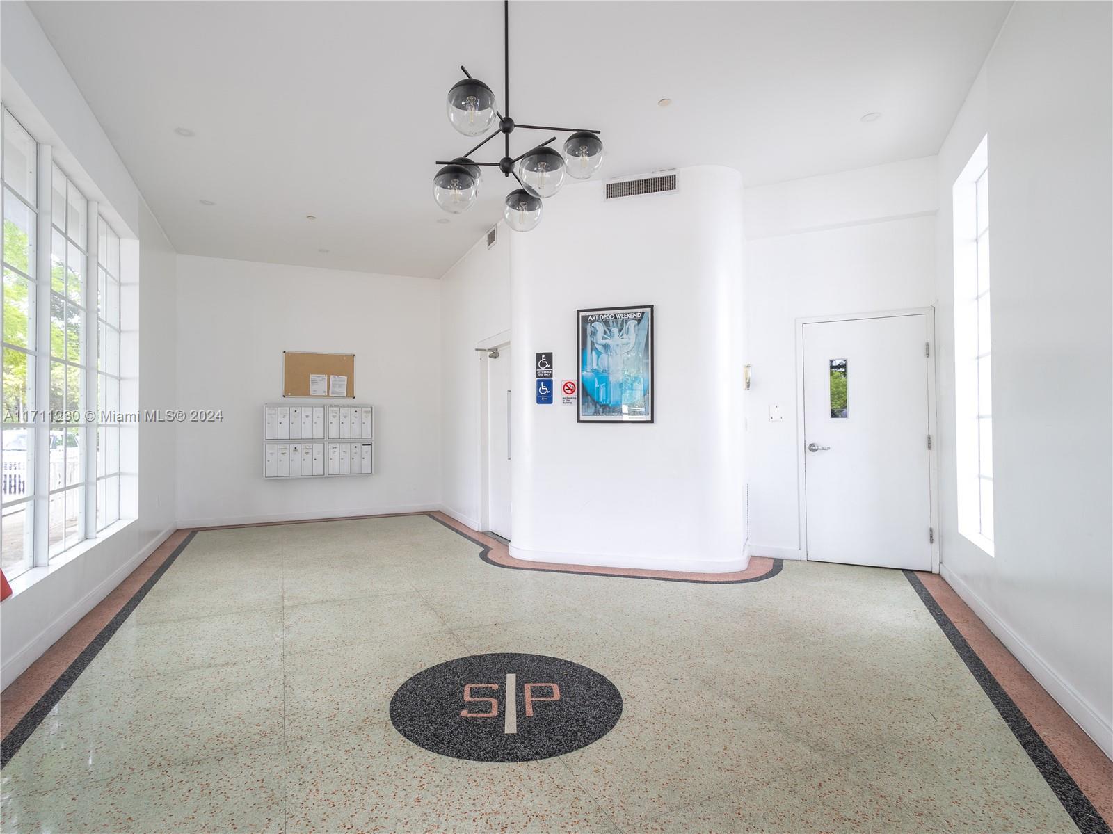 2129 Washington Ave #106, Miami Beach, Florida image 10