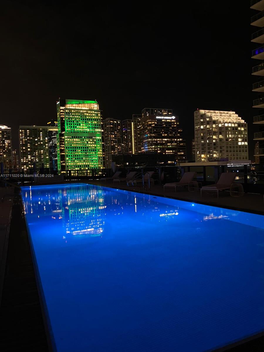 1000 Brickell Plz #4406, Miami FL 33131