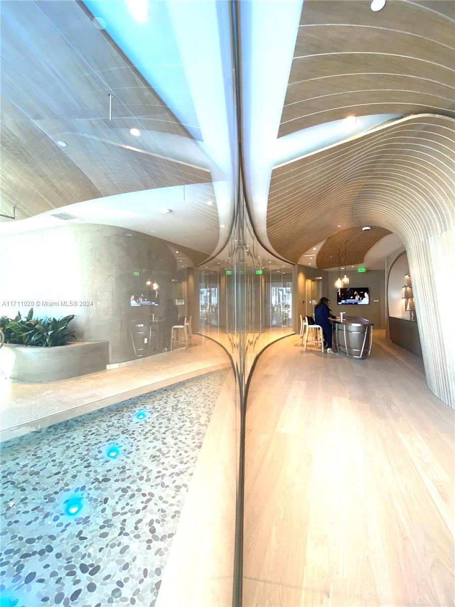 1000 Brickell Plz #4406, Miami FL 33131