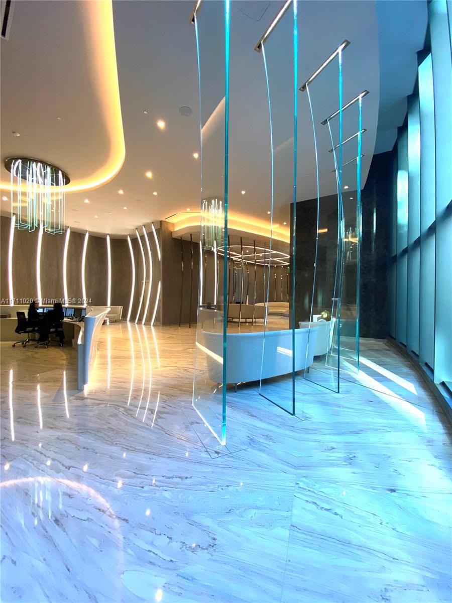1000 Brickell Plz #4406, Miami FL 33131