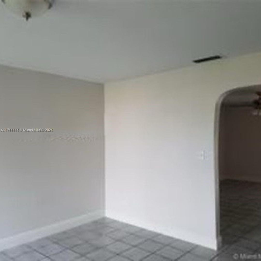 20816 SW 103rd Pl, Cutler Bay, Florida image 7