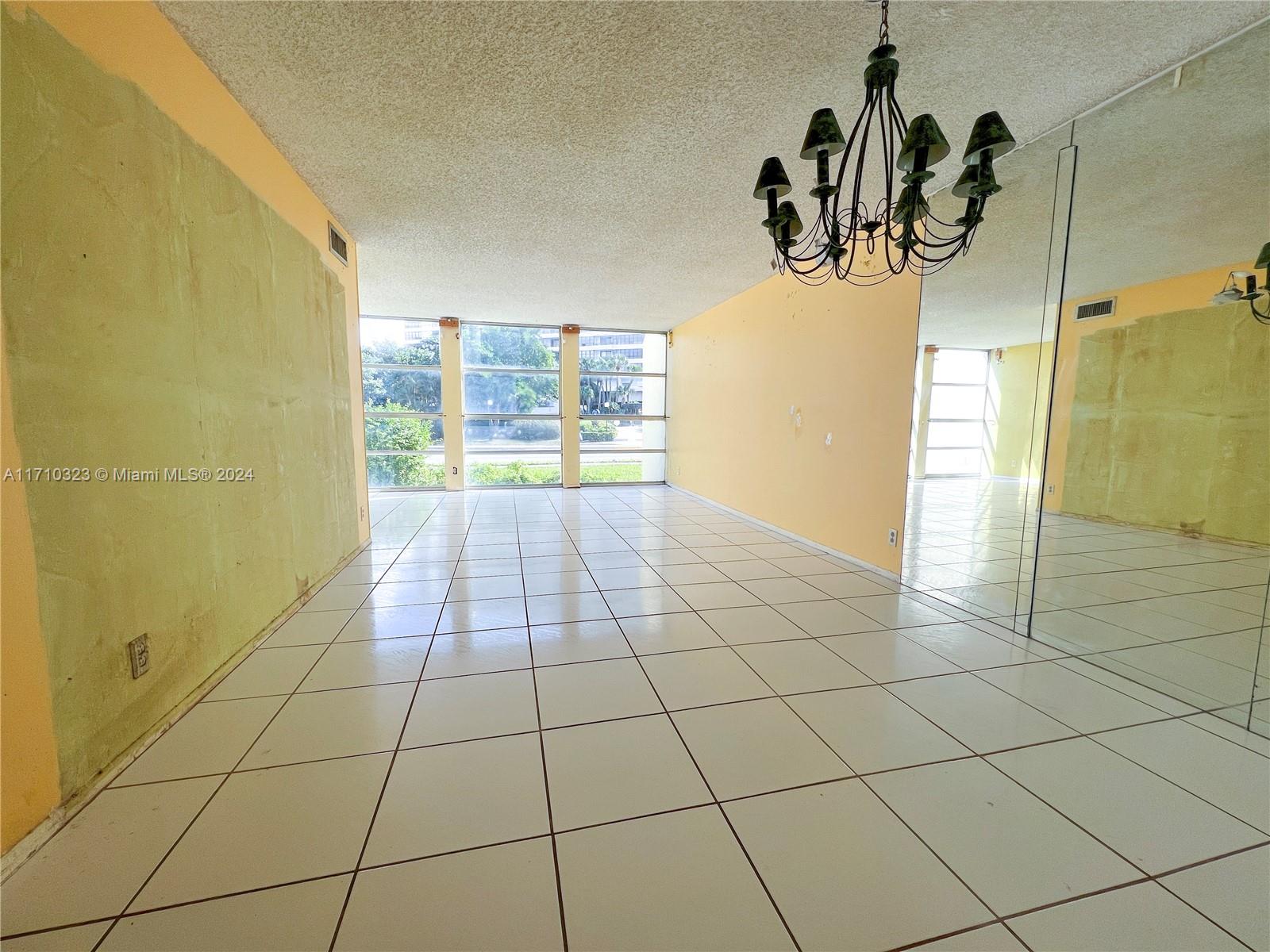 501 Three Islands Blvd #119, Hallandale Beach, Florida image 2