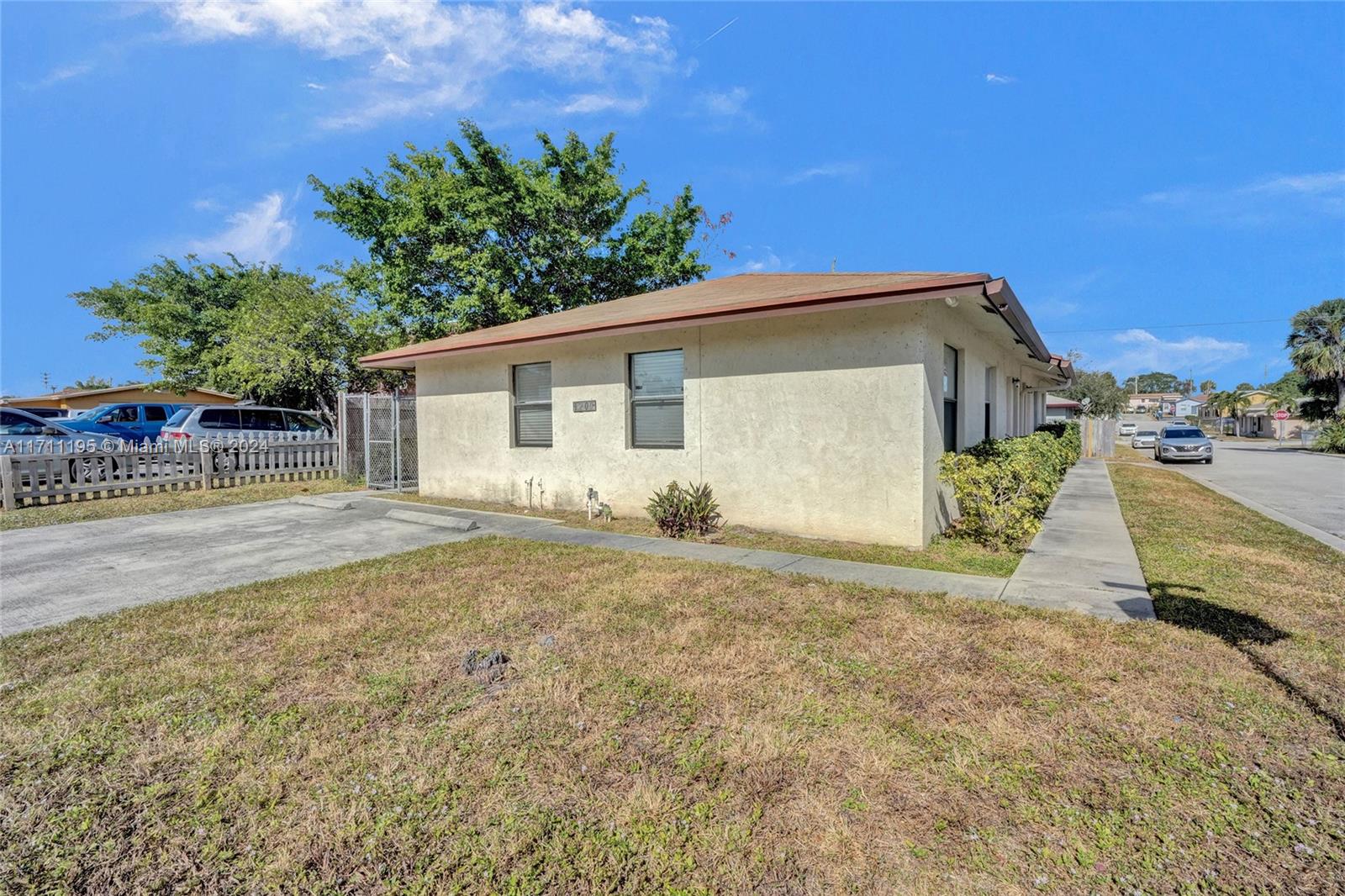 1200 W 31st St, Riviera Beach, Florida image 34