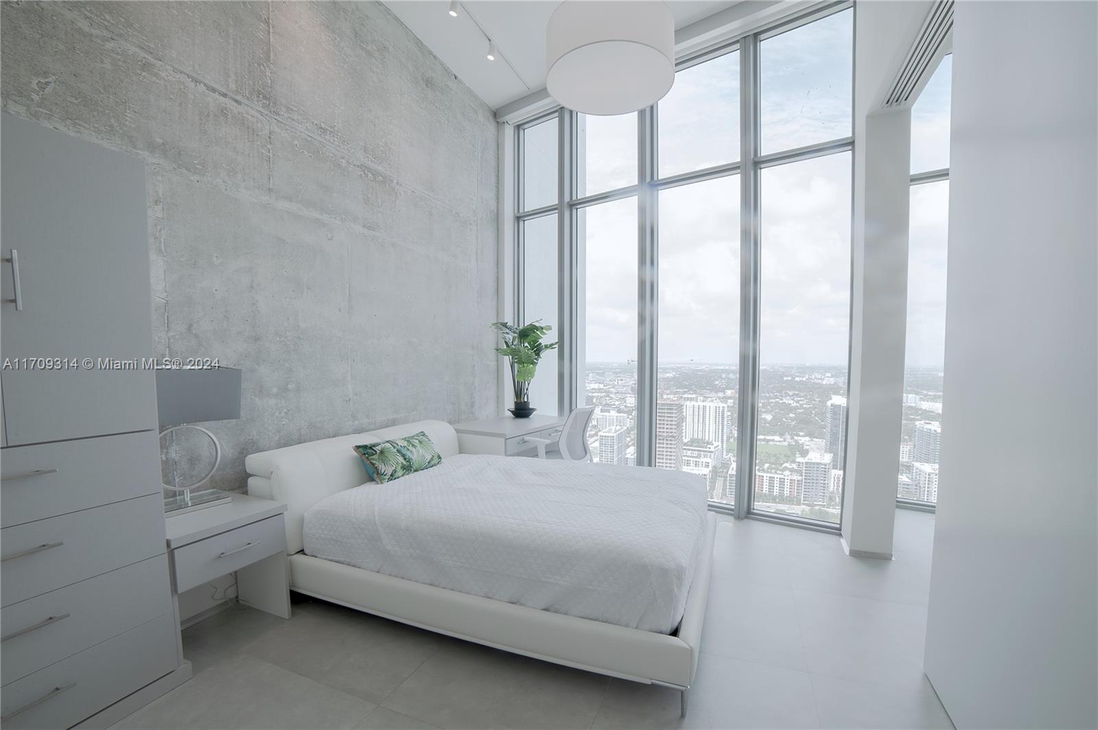 2900 NE 7th Ave #5001, Miami FL 33137