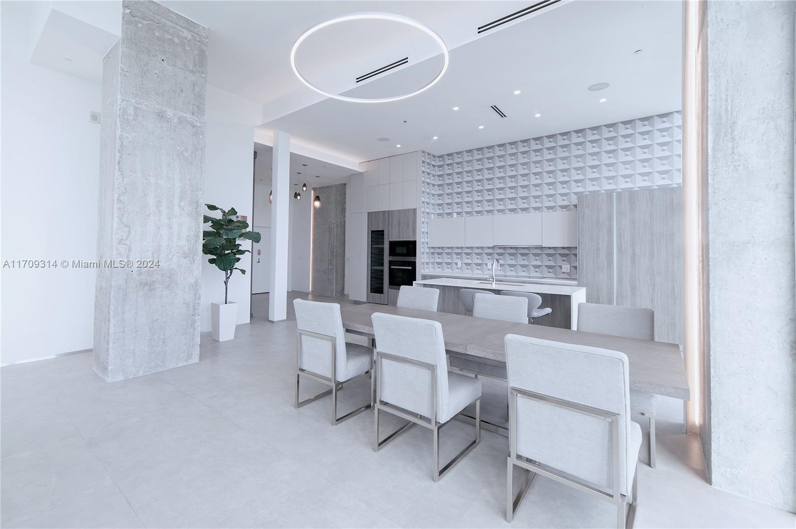 2900 NE 7th Ave #5001, Miami FL 33137
