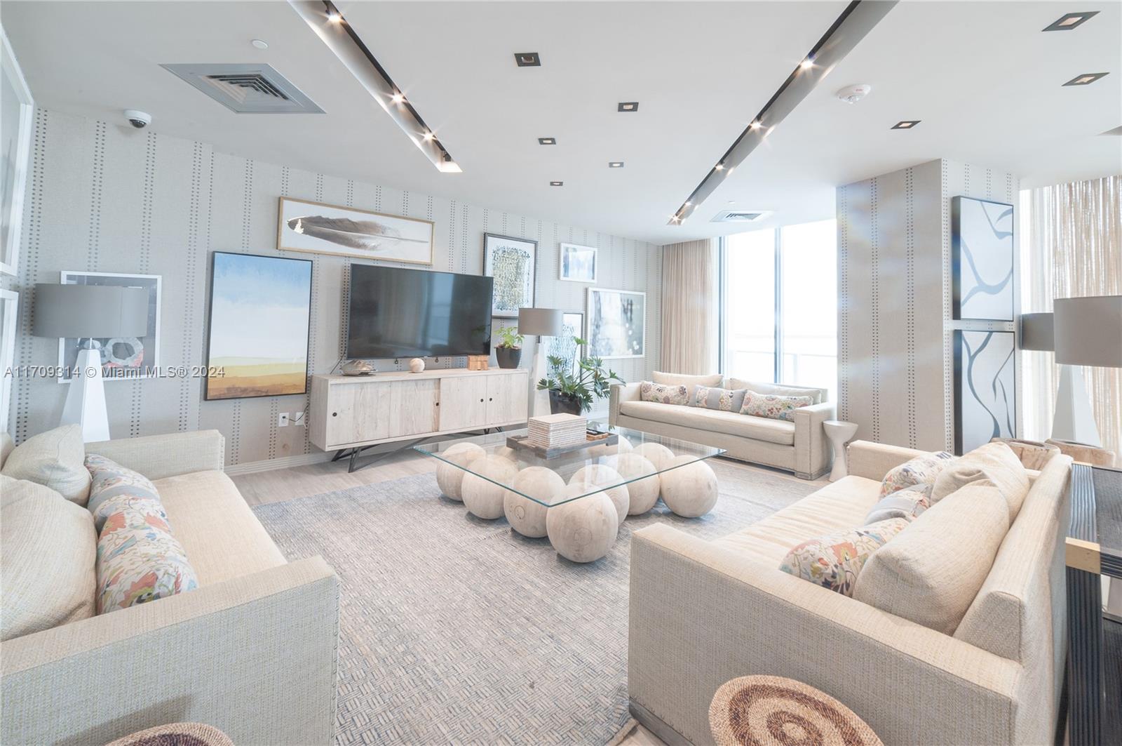 2900 NE 7th Ave #5001, Miami FL 33137