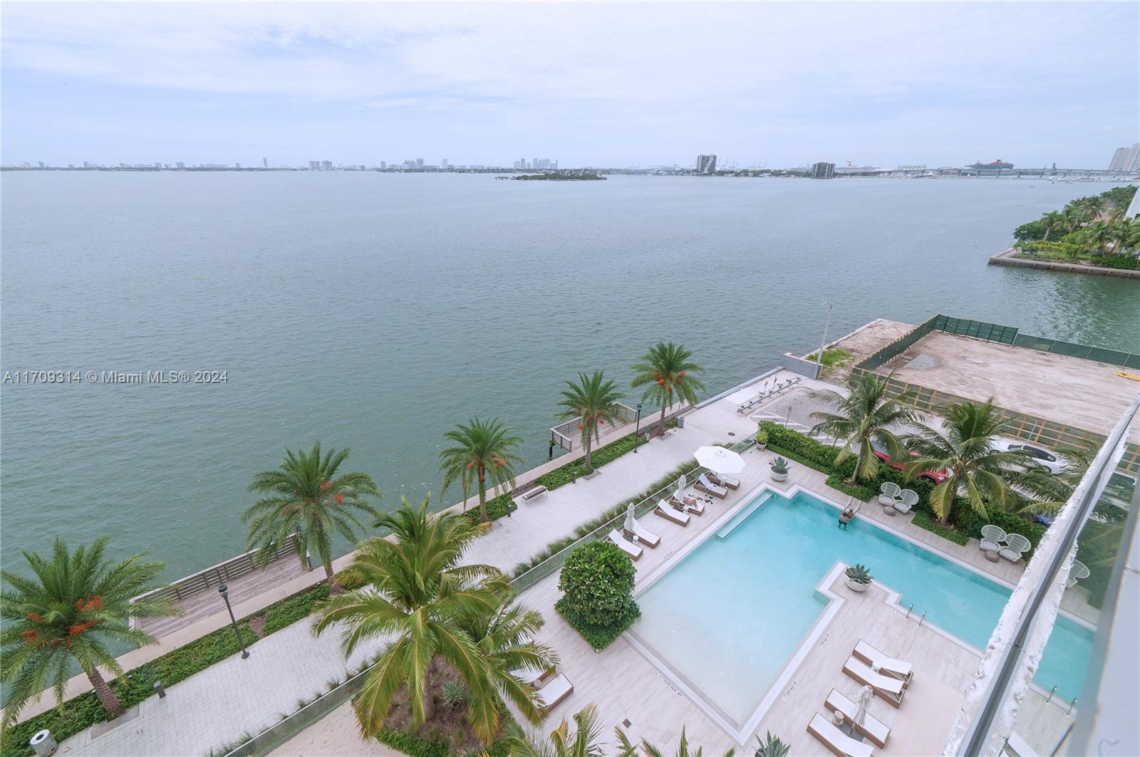 2900 NE 7th Ave #5001, Miami FL 33137