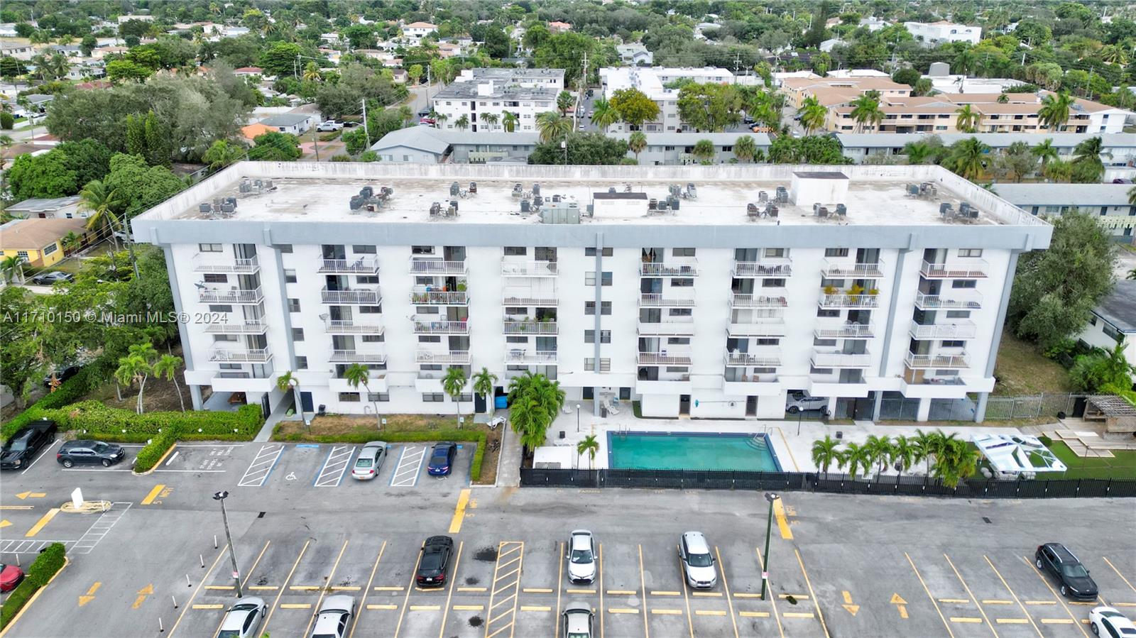 920 NE 169th St #517, North Miami Beach, Florida image 3