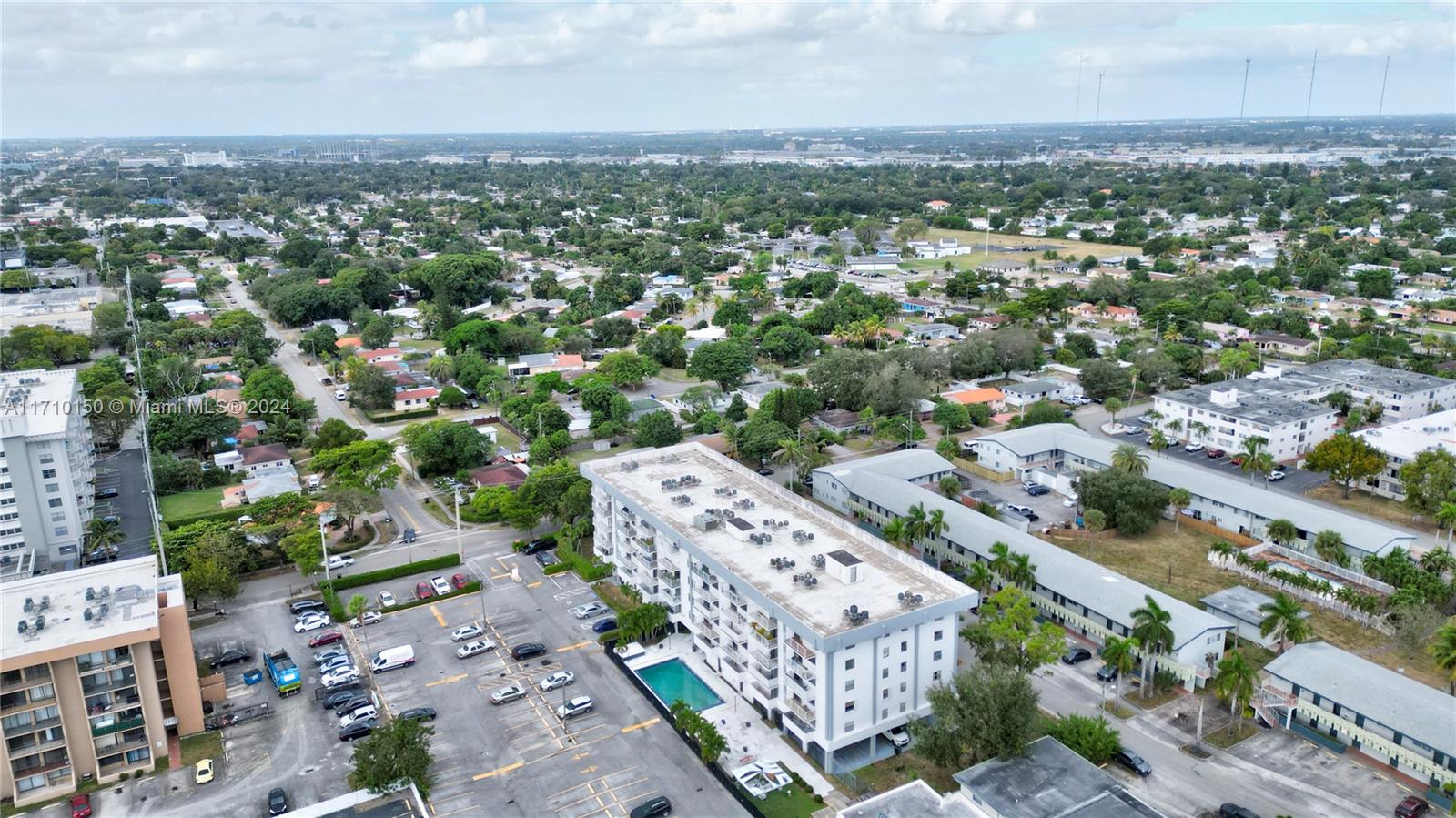 920 NE 169th St #517, North Miami Beach, Florida image 38