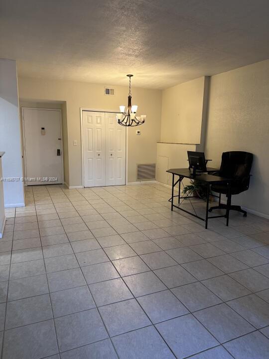 4400 Hillcrest Dr #114B, Hollywood, Florida image 3