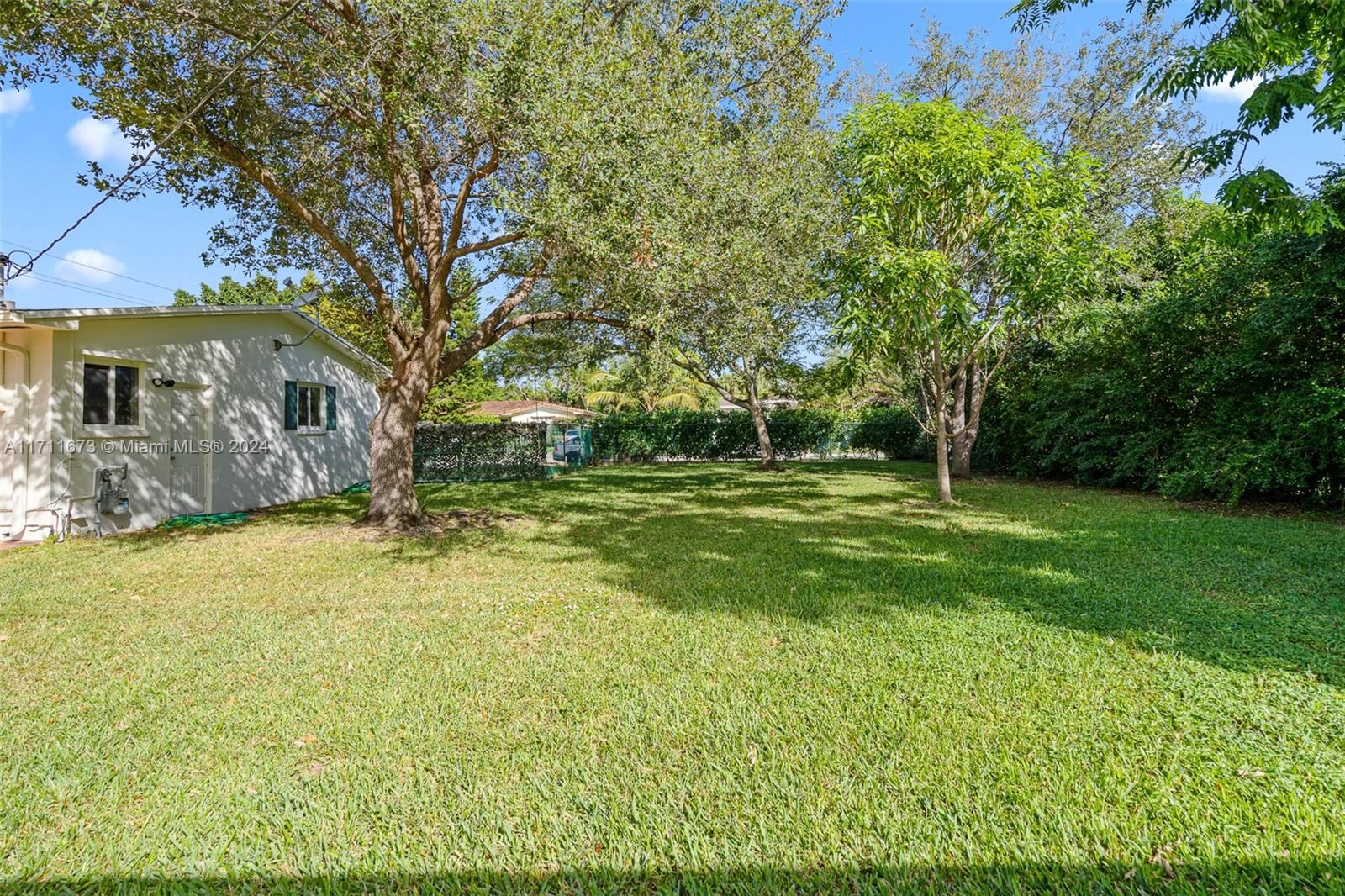 8856 SW 156th Ter, Palmetto Bay, Florida image 31