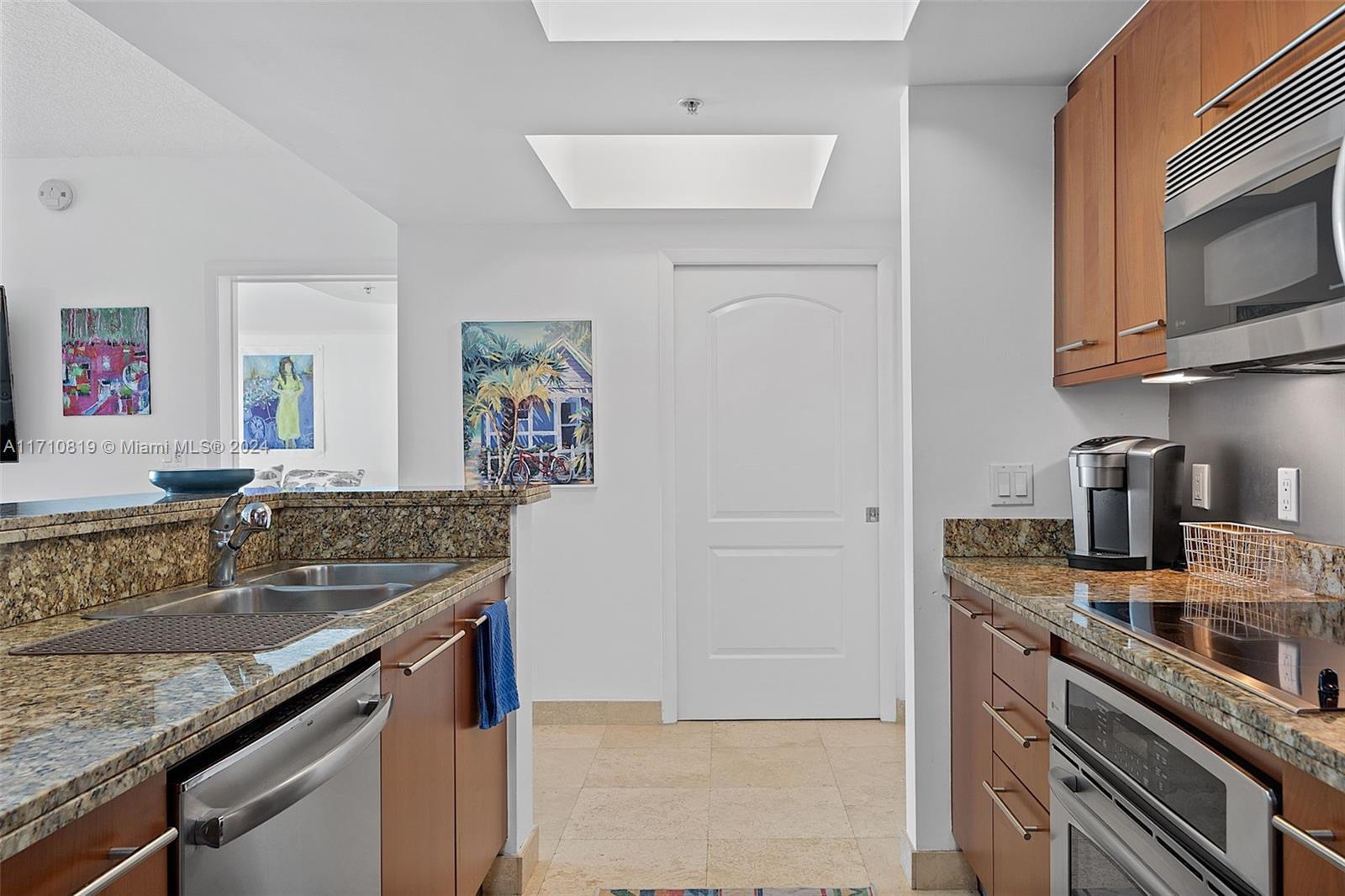 110 Washington Ave #1714, Miami Beach FL 33139